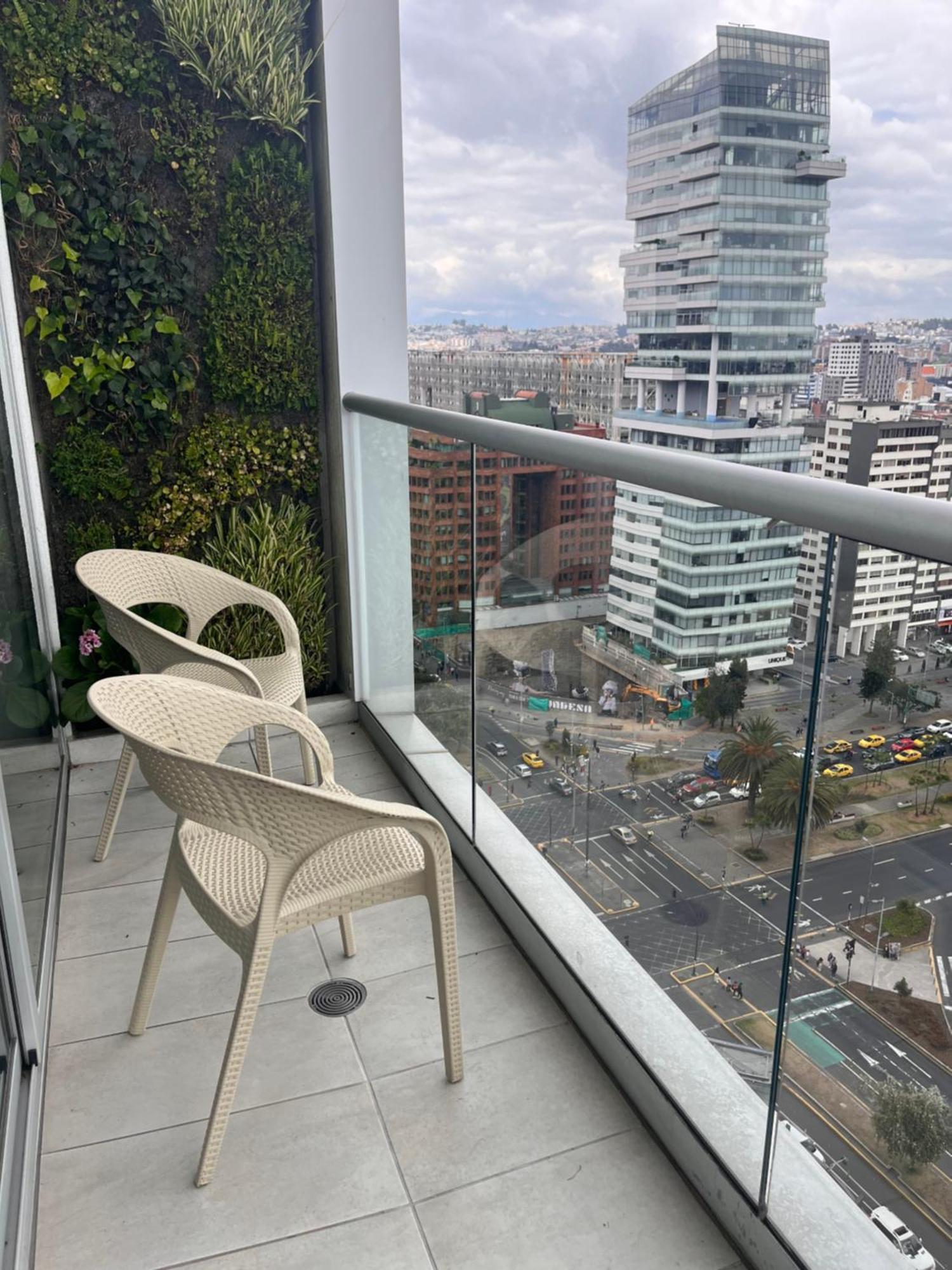 Suite Apartameto 1606 Espectacular Vista La Carolina, Piso 16 One - Quito Exterior foto